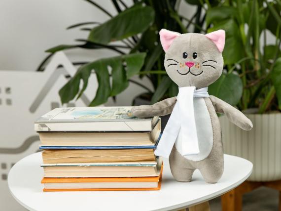 Мягкая игрушка Beastie Toys, котик с белым шарфом